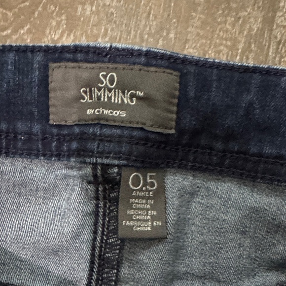 Chico's SO SLIMMING Dark Blue Straight Leg Women's Jeans - Picture 9 of 10